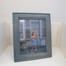 Load image into Gallery viewer, Studio 84 4x6 ' wooden Frame
