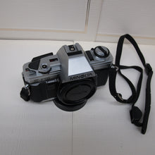 Load image into Gallery viewer, Minolta X-370 Body SLR 35mm Film Camera.
