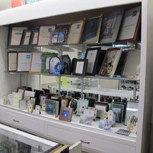 Load image into Gallery viewer, PHOTO FRAME
